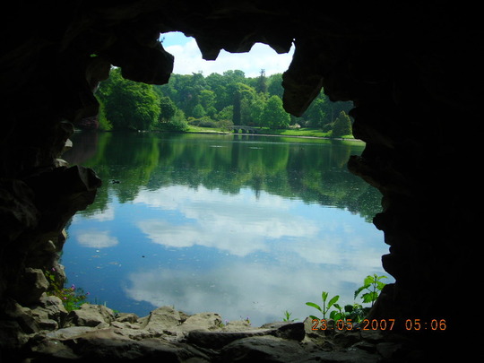 Grotto.jpg
