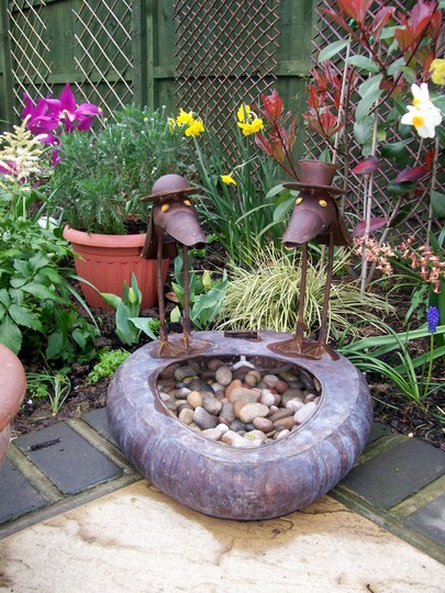 water feature minus the water!