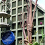Old_garden_tools_sculpture