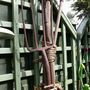 Old_garden_tools_sculpture