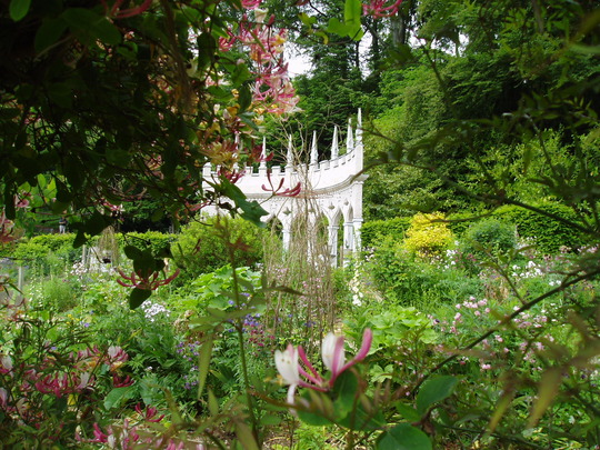 Exedra Garden